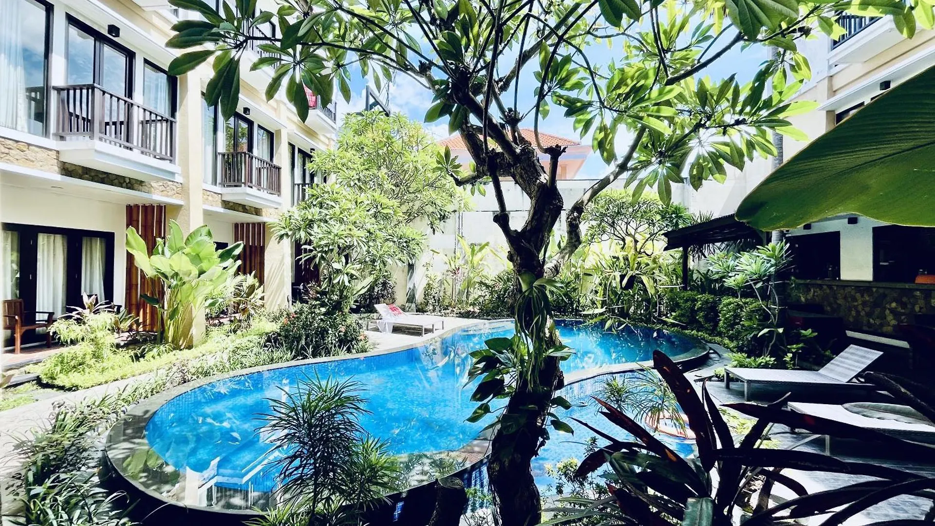 Suris Boutique Hotel location