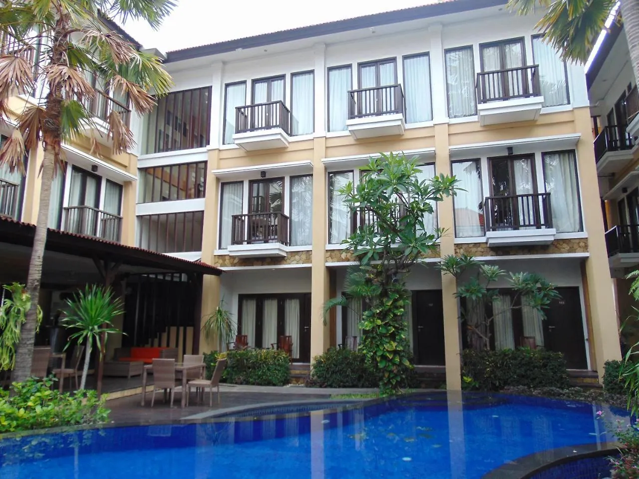 Suris Boutique Hotel Kuta   Kuta (Bali)